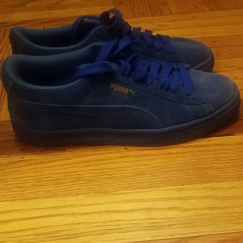 Puma sneakers